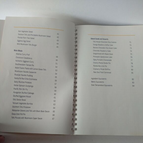 ART OF TOFU Celebrated Vegetarian Recipes from Around World by Richmond Vtg 1997 - Picture 9 of 14